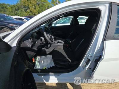 2025 Hyundai Elantra SEL Sport - zdjęcie 6 z 21 - miniatura