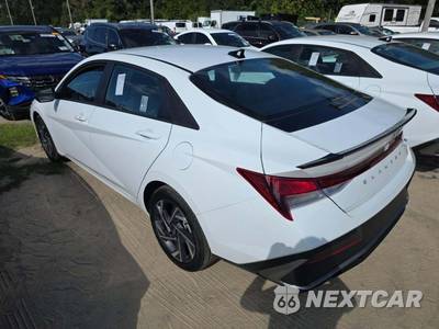 2025 Hyundai Elantra SEL Sport - zdjęcie 2 z 21 - miniatura