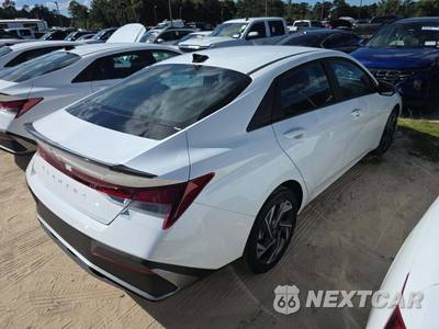 2025 Hyundai Elantra SEL Sport - zdjęcie 3 z 21 - miniatura