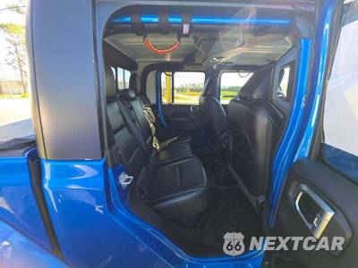 2020 Jeep Gladiator Overland Crew Cab Medium Bed - zdjęcie 16 z 23 - miniatura