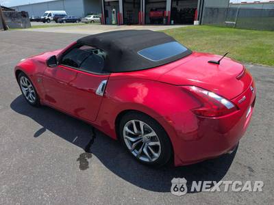 2010 Nissan 370Z Touring Convertible - zdjęcie 2 z 23 - miniatura