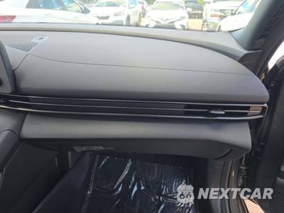 2025 Hyundai Elantra SEL Sport - zdjęcie 19 z 21 - miniatura