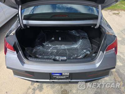 2025 Hyundai Elantra SEL Sport - zdjęcie 14 z 22 - miniatura