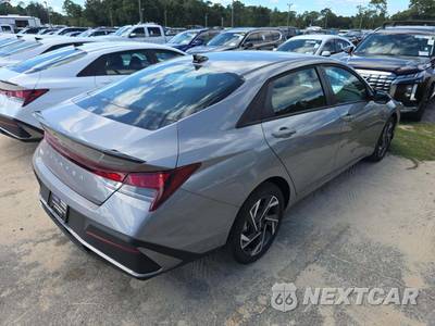 2025 Hyundai Elantra SEL Sport - zdjęcie 3 z 22 - miniatura