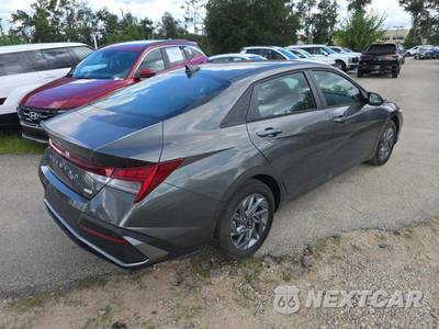 2024 Hyundai Elantra Hybrid Blue - zdjęcie 3 z 21 - miniatura