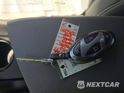 2025 Hyundai Elantra SEL Sport - zdjęcie 8 z 21 - miniatura