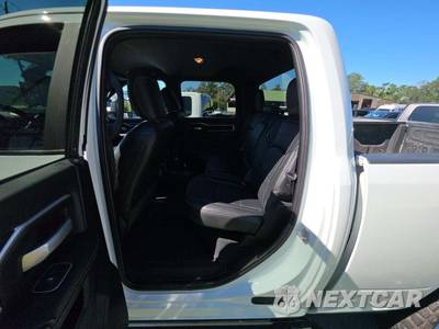 2024 Ram 2500 Big Horn Crew Cab Medium Bed - zdjęcie 13 z 24 - miniatura