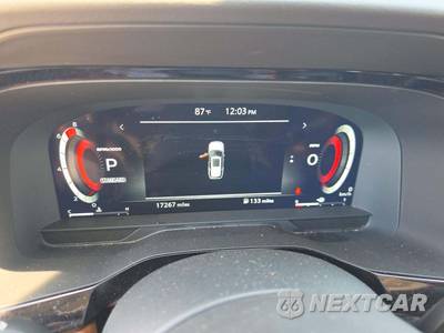2025 Nissan Pathfinder Platinum - zdjęcie 6 z 25 - miniatura