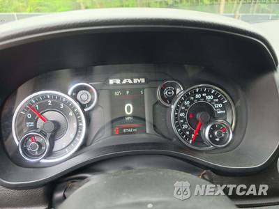 2023 Ram 1500 Tradesman Crew Cab Short Bed - zdjęcie 6 z 25 - miniatura