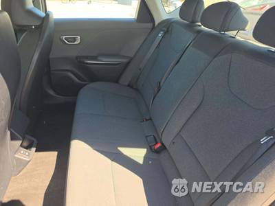 2025 Kia K4 LXS - zdjęcie 10 z 21 - miniatura