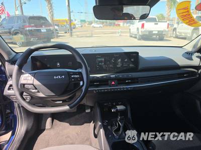 2025 Kia K4 LXS - zdjęcie 7 z 21 - miniatura