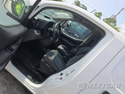 2019 Nissan NV200 Compact Cargo SV 115.2" WB - zdjęcie 6 z 26 - miniatura