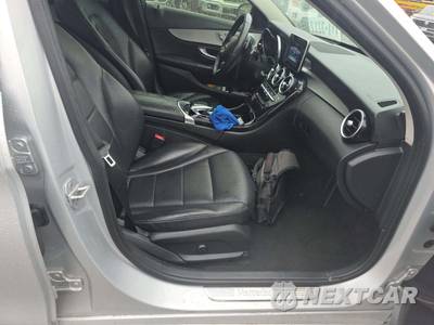2015 Mercedes-Benz C 300 Sedan - zdjęcie 18 z 26 - miniatura