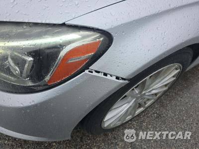 2015 Mercedes-Benz C 300 Sedan - zdjęcie 23 z 26 - miniatura