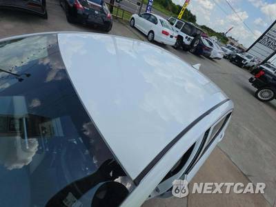 2022 Nissan Versa SV - zdjęcie 8 z 21 - miniatura