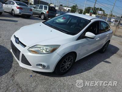 2012 Ford Focus SE Sedan - zdjęcie 1 z 31 - miniatura