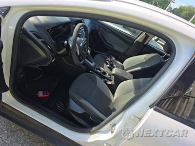 2012 Ford Focus SE Sedan - zdjęcie 6 z 31 - miniatura