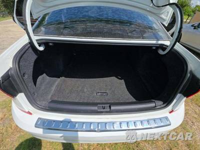2022 Volkswagen Passat 2.0T Limited Edition - zdjęcie 14 z 23 - miniatura