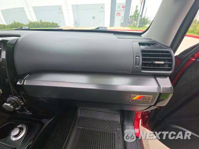 2023 Toyota 4Runner 40th Anniversary Special Edition - zdjęcie 16 z 19 - miniatura
