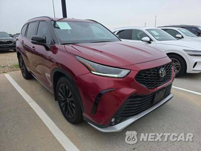 2023 Toyota Highlander XSE - zdjęcie 4 z 24 - miniatura
