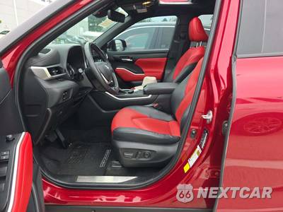 2023 Toyota Highlander XSE - zdjęcie 6 z 24 - miniatura