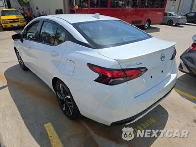 2024 Nissan Versa SR - zdjęcie 2 z 23 - miniatura