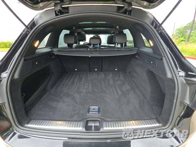 2020 Mercedes-Benz GLC 300 - zdjęcie 11 z 20 - miniatura