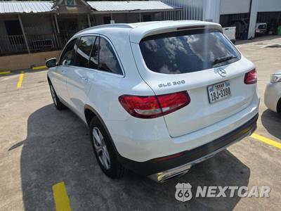 2018 Mercedes-Benz GLC 300 - zdjęcie 2 z 25 - miniatura
