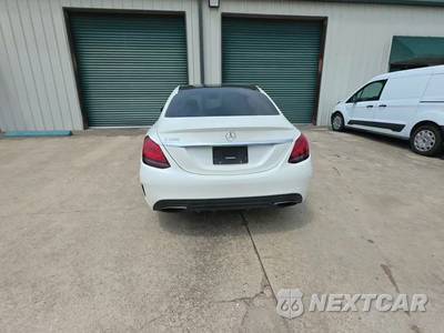 2019 Mercedes-Benz C 300 Sedan - zdjęcie 4 z 31 - miniatura