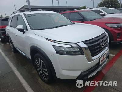 2025 Nissan Pathfinder Platinum - zdjęcie 4 z 20 - miniatura