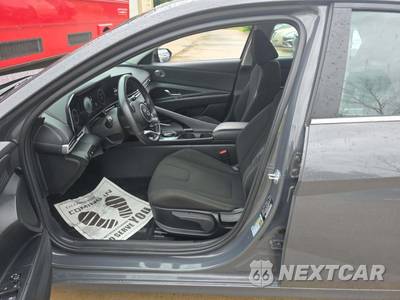 2025 Hyundai Elantra SEL Convenience - zdjęcie 6 z 22 - miniatura