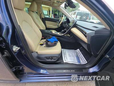 2020 Toyota Avalon Hybrid Limited - zdjęcie 15 z 19 - miniatura