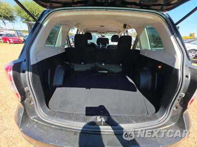 2014 Subaru Forester 2.5i - zdjęcie 11 z 22 - miniatura