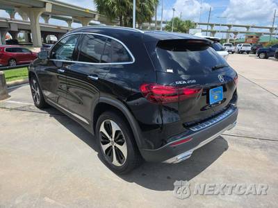 2025 Mercedes-Benz GLA 250 - zdjęcie 2 z 21 - miniatura