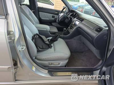 2004 Acura RL 3.5 w/Navigation System - zdjęcie 18 z 32 - miniatura
