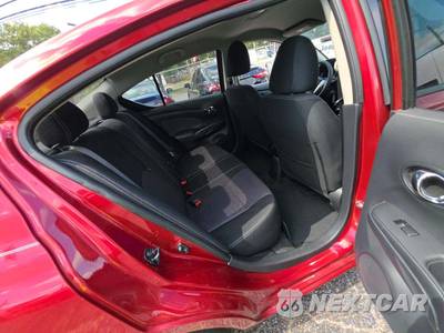 2016 Nissan Versa SV - zdjęcie 16 z 30 - miniatura