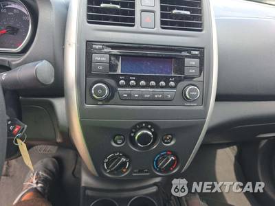 2016 Nissan Versa SV - zdjęcie 10 z 30 - miniatura