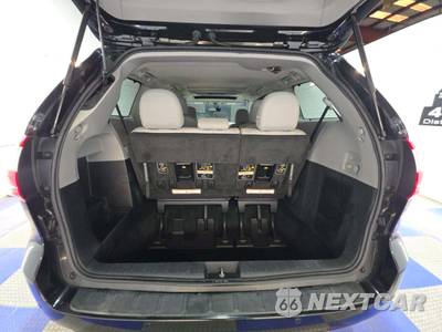 2015 Toyota Sienna Limited Premium 7-Passenger 119.3" WB - zdjęcie 15 z 29 - miniatura