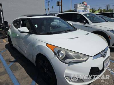 2014 Hyundai Veloster w/Gray Interior - zdjęcie 4 z 36 - miniatura