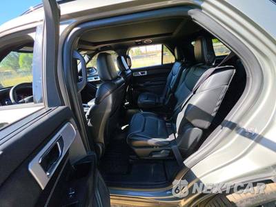 2020 Ford Explorer ST - zdjęcie 13 z 27 - miniatura