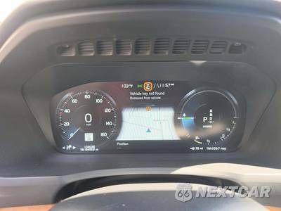 2022 Volvo XC90 Recharge Plug-In Hybrid T8 Inscription Expression 6-Passenger - zdjęcie 9 z 26 - miniatura