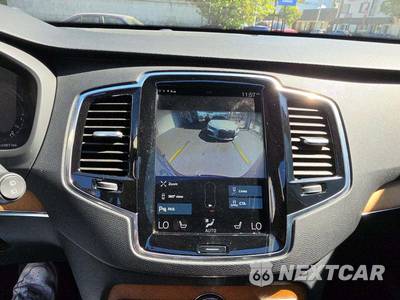 2022 Volvo XC90 Recharge Plug-In Hybrid T8 Inscription Expression 6-Passenger - zdjęcie 10 z 26 - miniatura