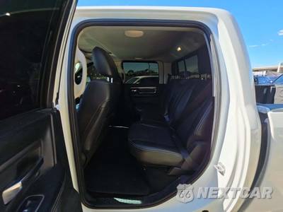 2017 Ram 1500 Sport Crew Cab Medium Bed - zdjęcie 13 z 25 - miniatura
