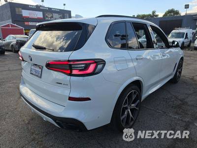 2021 BMW X5 Sports Activity Vehicle xDrive40i M SPORT LINE - zdjęcie 3 z 31 - miniatura