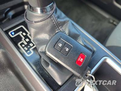 2022 Toyota Tacoma TRD Sport Crew Cab Medium Bed - zdjęcie 8 z 23 - miniatura