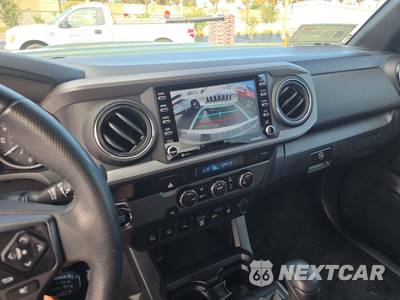 2022 Toyota Tacoma TRD Sport Crew Cab Medium Bed - zdjęcie 10 z 23 - miniatura