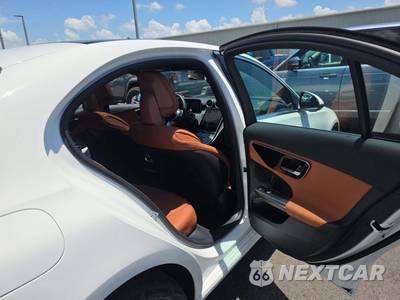 2024 Mercedes-Benz C 300 4MATIC - zdjęcie 16 z 23 - miniatura