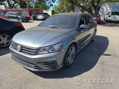 2017 Volkswagen Passat 1.8T R-Line w/Comfort Pkg - zdjęcie 1 z 31 - miniatura