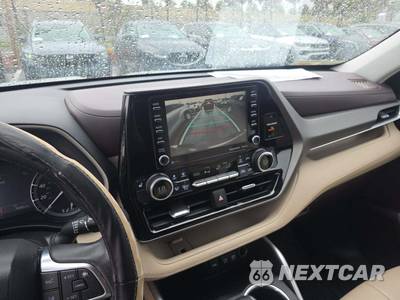 2021 Toyota Highlander XLE - zdjęcie 10 z 25 - miniatura