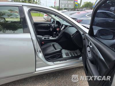 2015 INFINITI Q50S 3.7 - zdjęcie 18 z 36 - miniatura